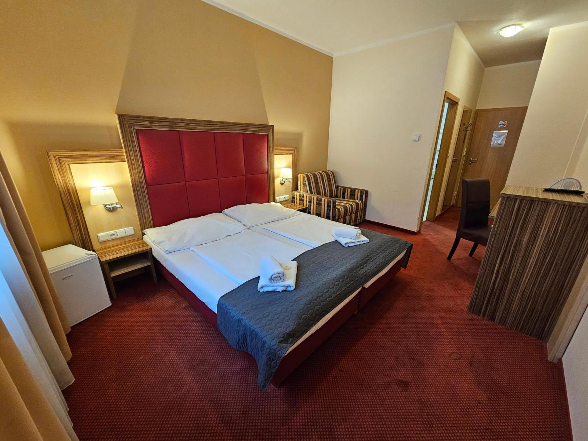 Hotel U Divadla Znojmo Dış mekan fotoğraf