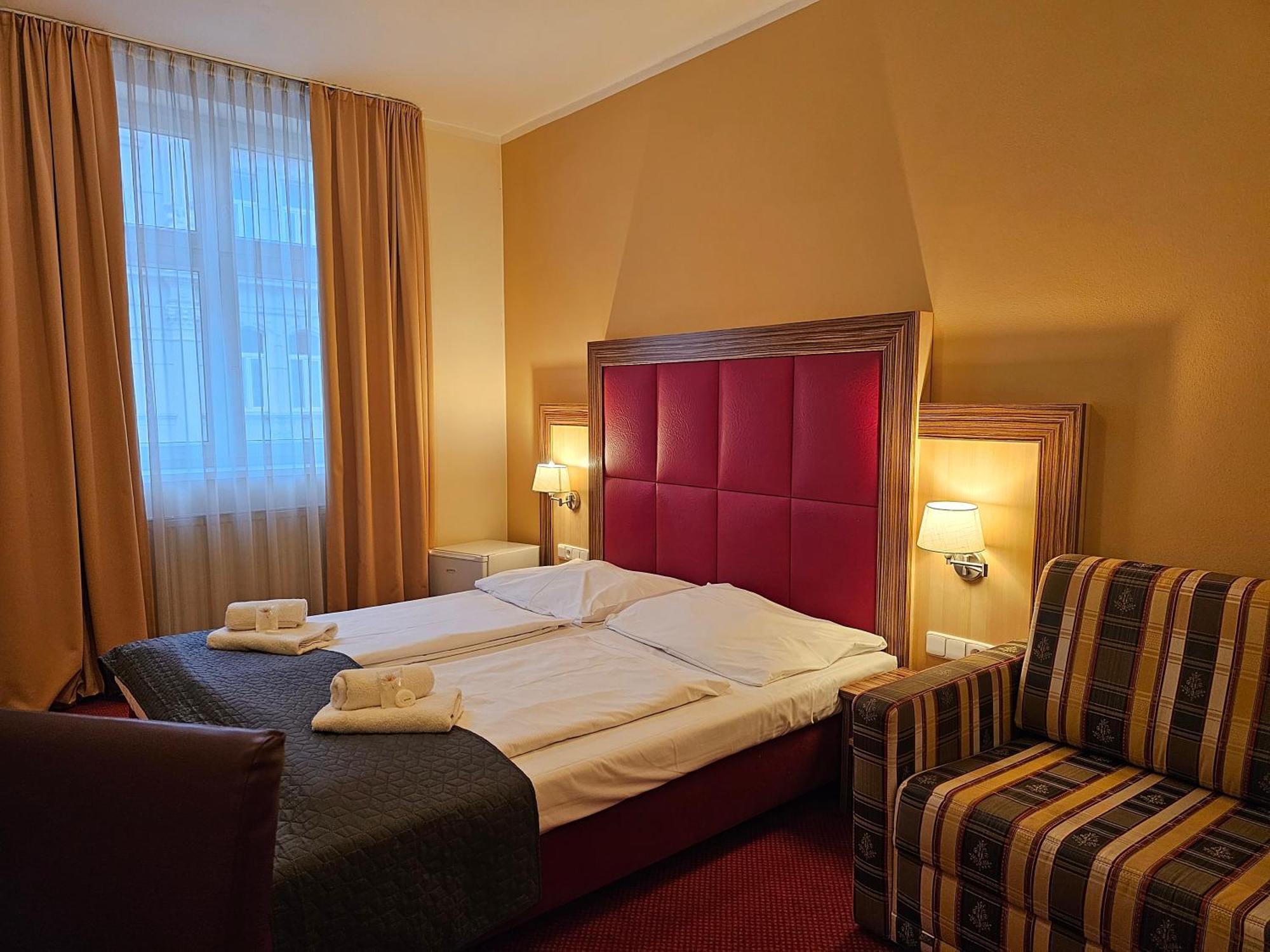Hotel U Divadla Znojmo Dış mekan fotoğraf