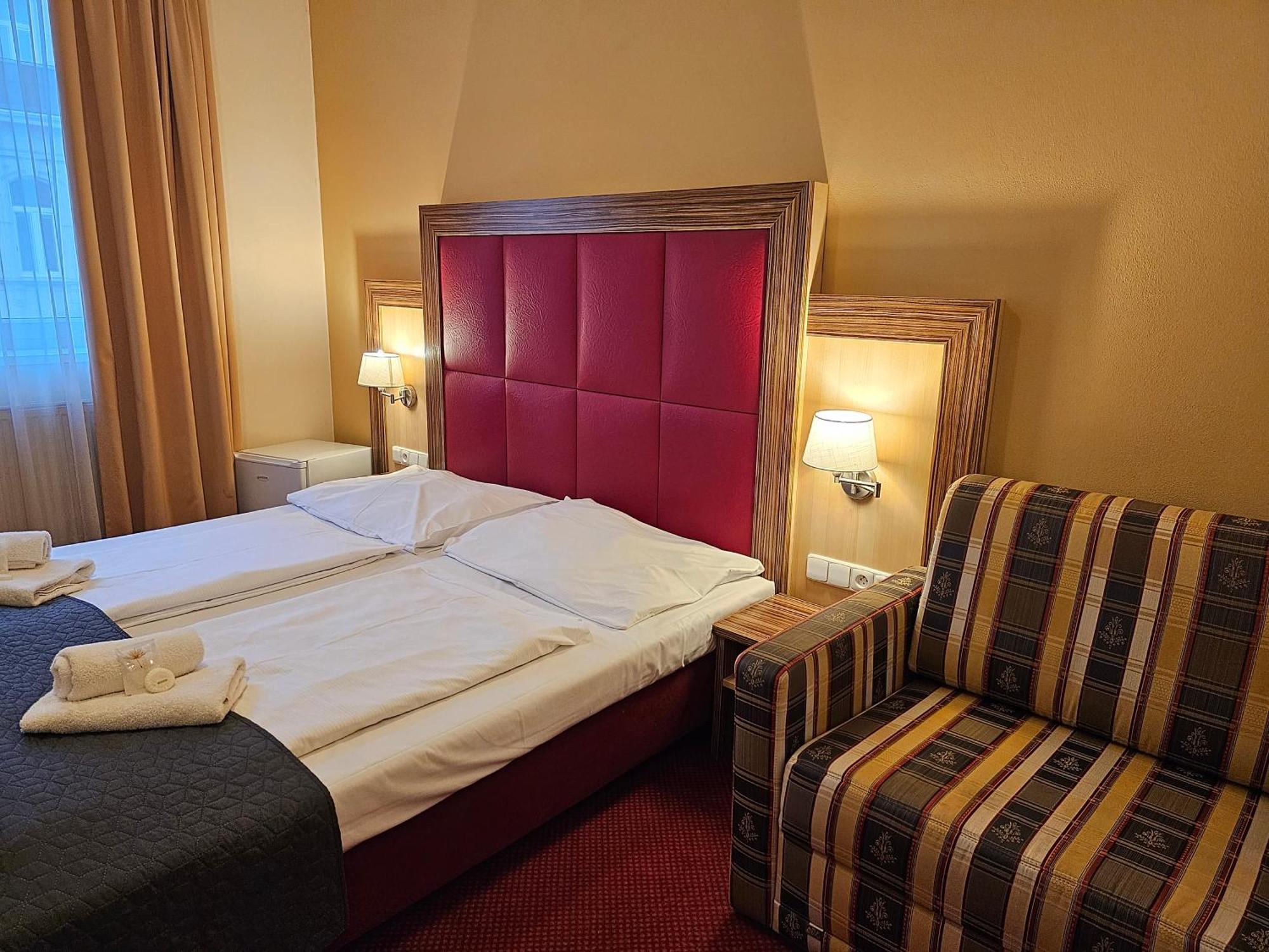Hotel U Divadla Znojmo Dış mekan fotoğraf