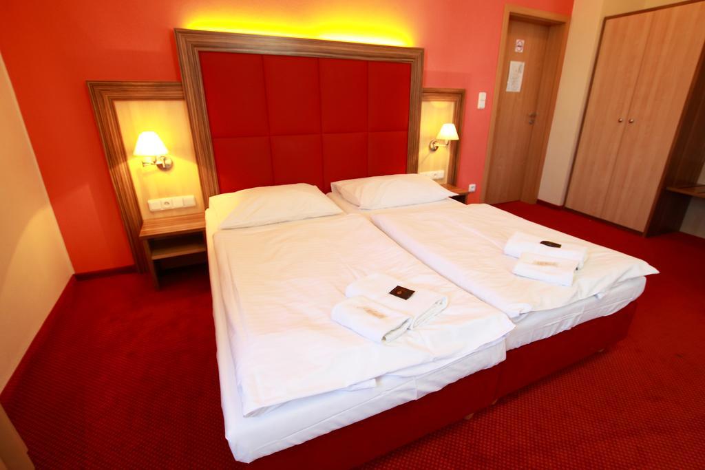 Hotel U Divadla Znojmo Dış mekan fotoğraf