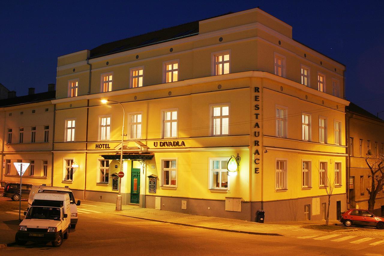 Hotel U Divadla Znojmo Dış mekan fotoğraf