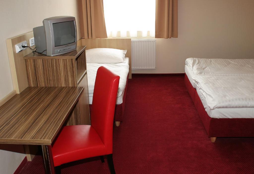 Hotel U Divadla Znojmo Oda fotoğraf
